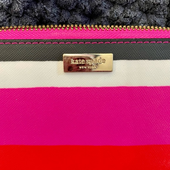 Kate Spade Extra Spicy Large Tote and Wallet - Picture 4 of 10